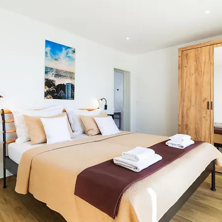 Lovely In With View * Jesenice (Split-Dalmatia)